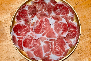 สันคอหมู