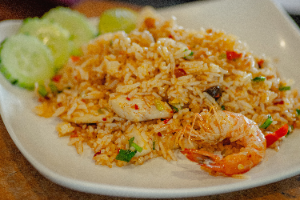 ข้าวผัดต้มยำ