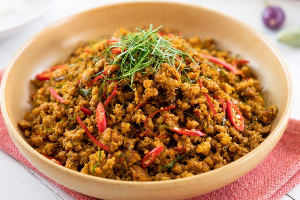 คั้วกลิ้งหมูสับ(พริกแกงใต้)