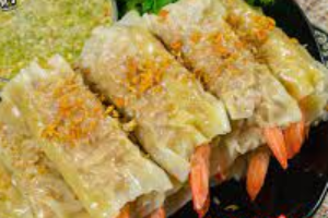 เกี๊ยวกุ้งลวกจิ้ม