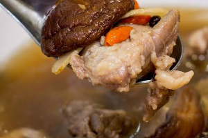 แพะตุ๋นยาจีน (MUTTON SOUP CHINESE HERB)