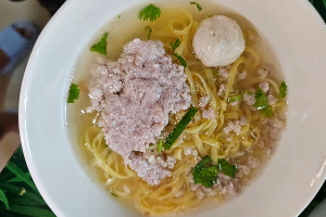 ก๋วยเตี๋ยวน้ำใส