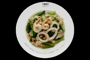 ราดหน้าทะเล
