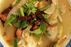 ต้มยำกุ้งน้ำไส