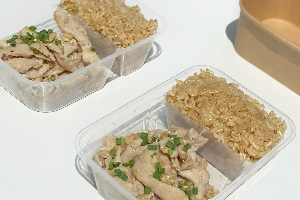 หมูสันนอกสไลด์กระเทียมพริกไทย