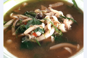 แกงเห็ดรวม