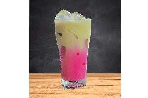 ชาเขียวนมชมพู