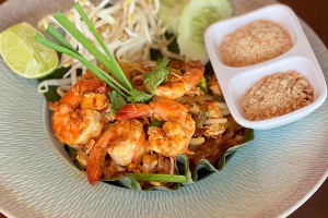 ผัดไทยกุ้ง ( Phad Thai with Shrimp )