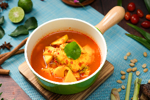 Gaeng Som Pla Ka Pong Yod Ma Prow