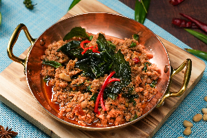 Pad Kra Pao Gai