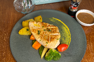 Chicken Steak สเต็กอกไก่