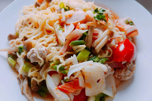 ยำมาม่า