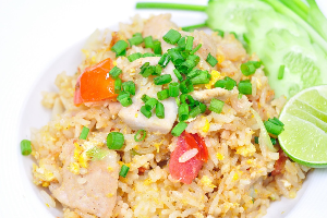 ข้าวผัดหมู