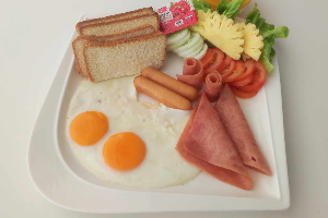 001 American Breafast Set / ชุดอาหารเช้าอเมริกันไข่ดาว