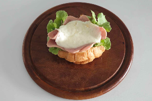 063 Croissant Chicken Ham Cheese / ครัวซองค์ แฮมไก่ ชีส