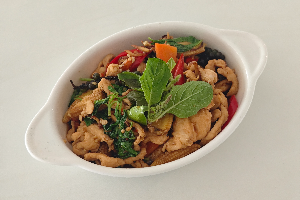 Pad Khee Mao ผัดขี้เมา