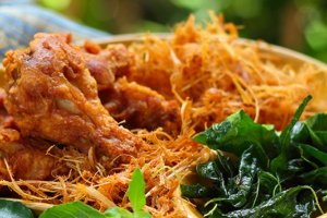 ไก่ทอดสมุนไพร Herd fried Chicken