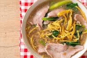 ราดหน้า Fried noodle