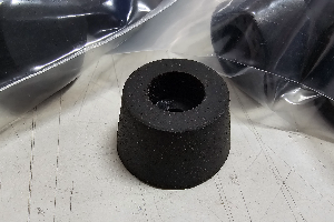 CM55-19 ยางรองแท่นบน RUBBER FOOT (SMALL) D007