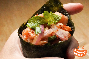 Larb Salmon Temaki