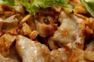 ข้าวหมูกระเทียม