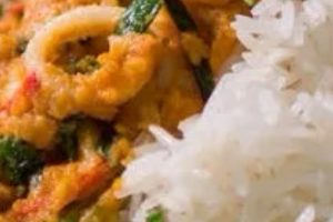 ข้าวปลาหมึกผัดไข่เค็ม
