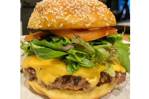 เบอร์เกอร์หมูทอดกรอบชีส