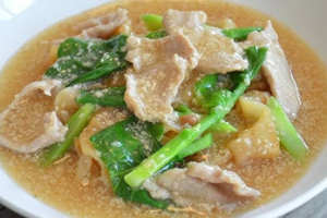 ราดหน้าหมู