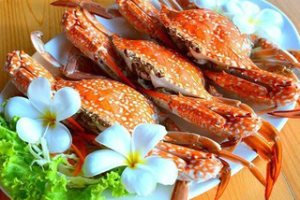 ปูม้านึ่ง (steamed blue crab)