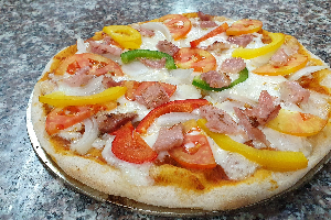 Deluxe Bacon or Chicken