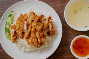ข้าวมันไก่ทอด