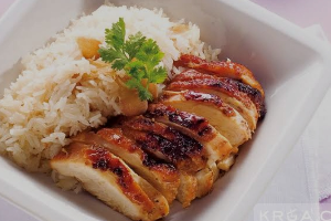 ข้าวมันไก่ย่าง น้ำจิ่งแจ่ว