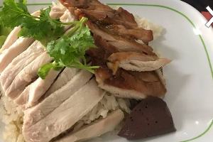 ข้าวมันไก่ต้ม + ไก่ย่าง