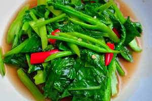 ผัดคะน้า