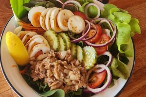ทูน่าสลัด Tuna salad