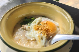 ข้าวต้ม Khaw tom