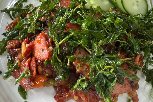 ผัดกะเพรา Stir-fried basil