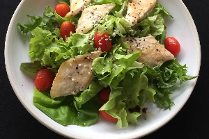 สลัดอกไก่