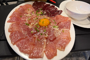 แจ่วฮ้อนรวม