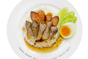 ข้าวหมูแดง