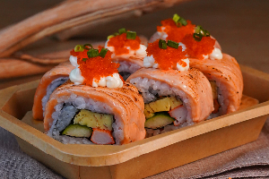Salmon Burn Roll