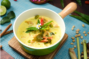 GAENG KAEW WAAN KAI