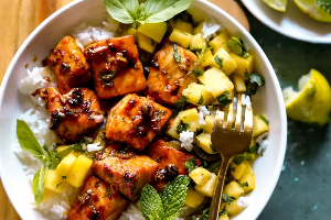 Salmon Spicy Thai Mango Salsa