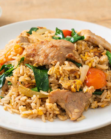 L.2 Fried Rice w Pork ข.ผัด