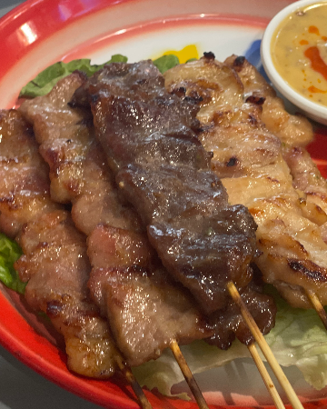G.7 Skewer platter 6 pcs ย่าง 6 ไม้