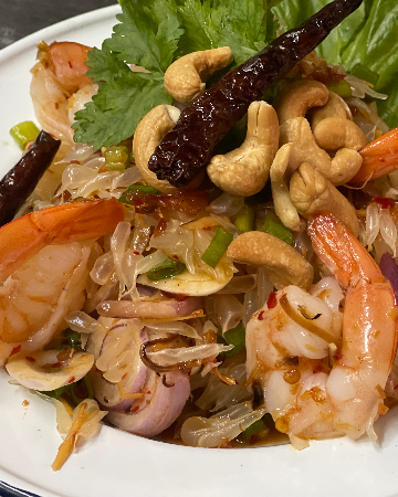 S.3 Thai Spicy Pomelo Salad ยำโอ