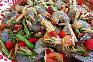 ตำกุ้งสด