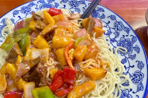 022A:บะหมี่คลุกมันฝรั่งเนื้อ