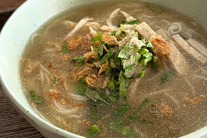 ก๋วยจั๊บญวนเส้นสด