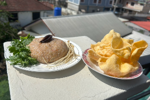 ข้าวนวดปลา (ชุด)/ ငါးထမင်းနယ် (1စုံ)